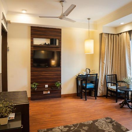Ahuja Residency Cyber City II Gurgaon Zewnętrze zdjęcie