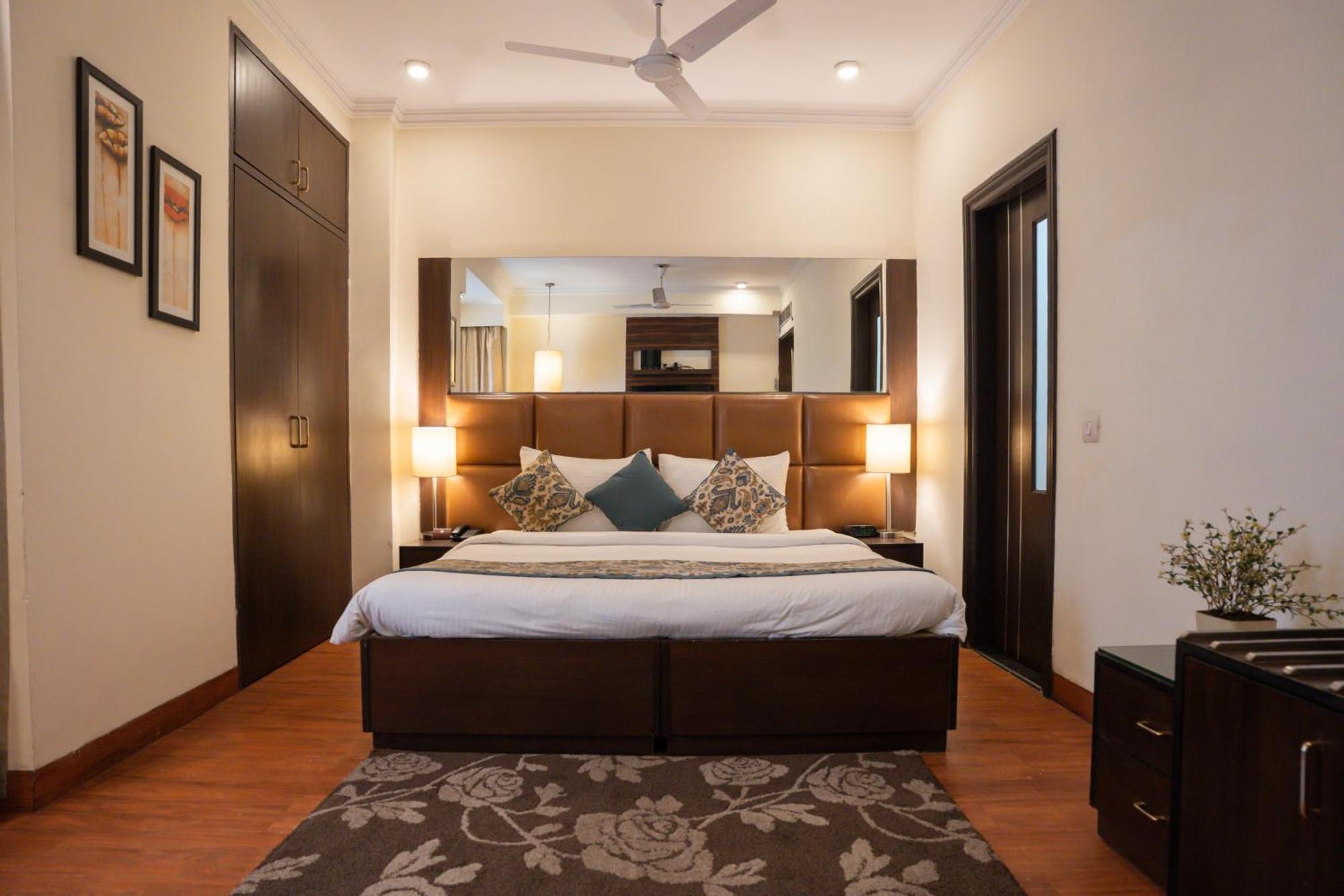 Ahuja Residency Cyber City II Gurgaon Zewnętrze zdjęcie