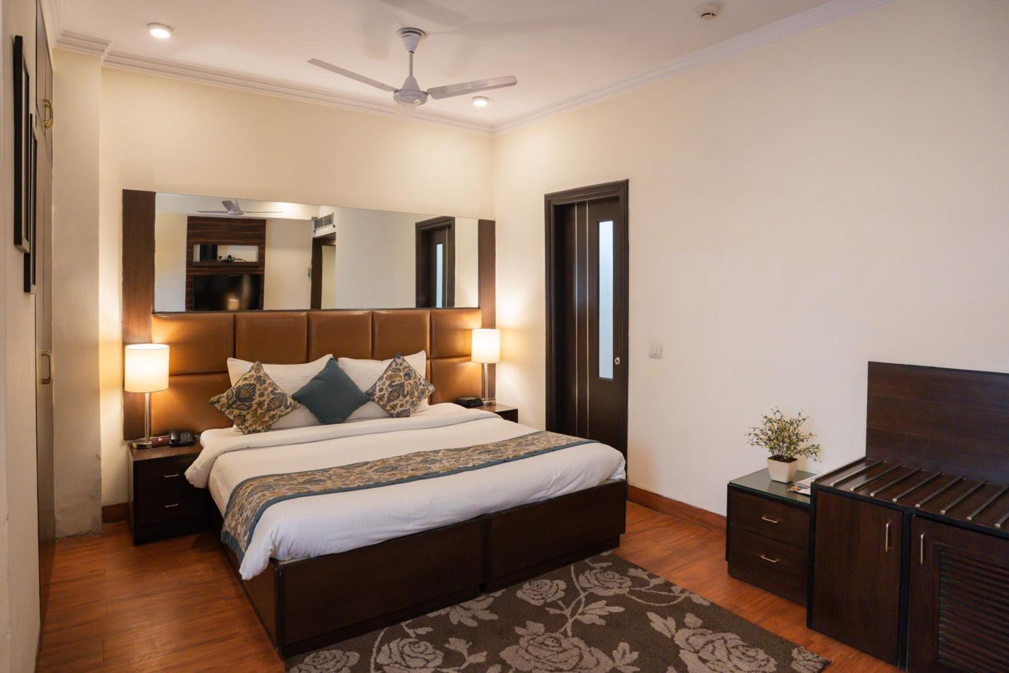 Ahuja Residency Cyber City II Gurgaon Zewnętrze zdjęcie