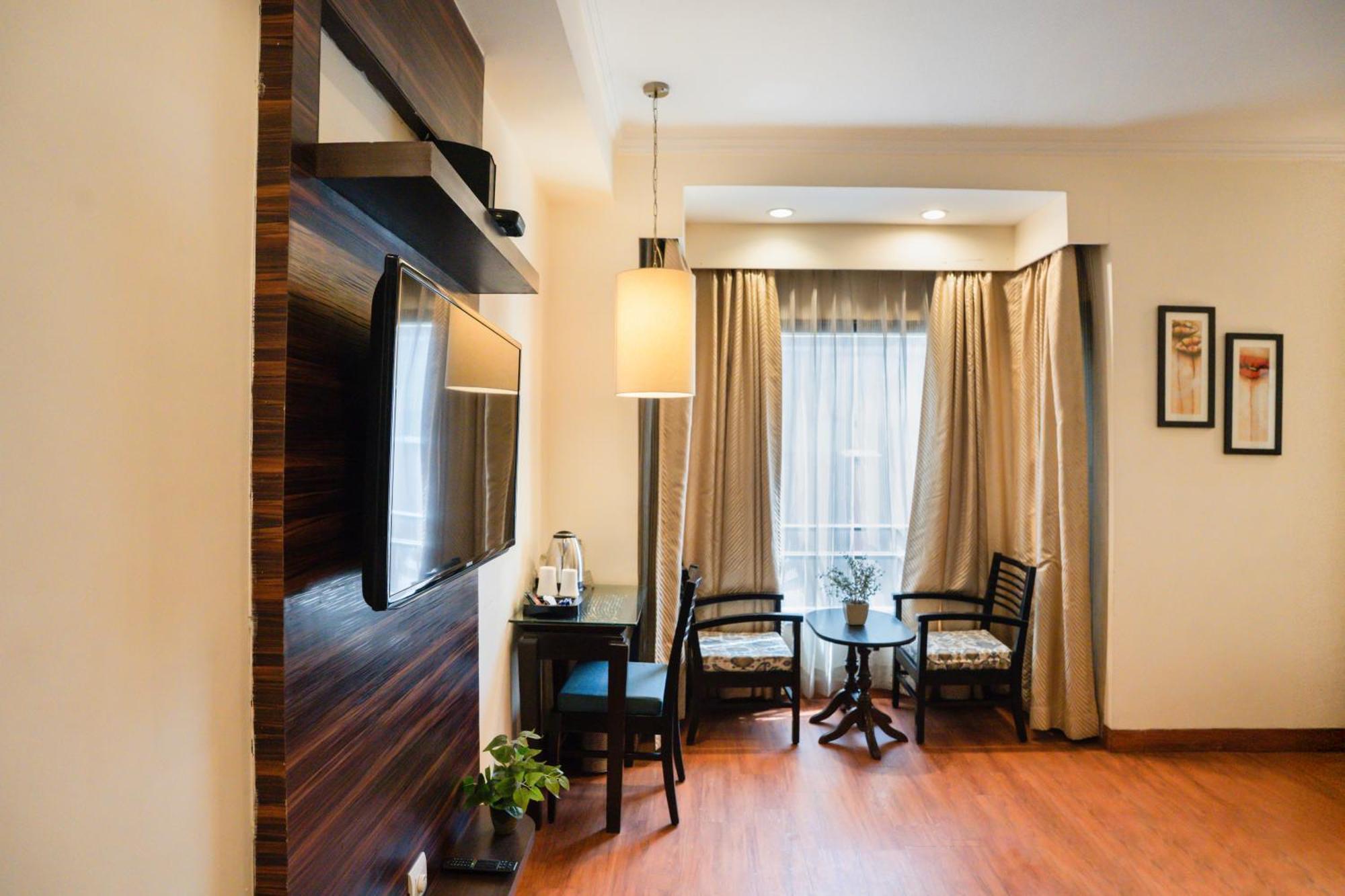 Ahuja Residency Cyber City II Gurgaon Zewnętrze zdjęcie
