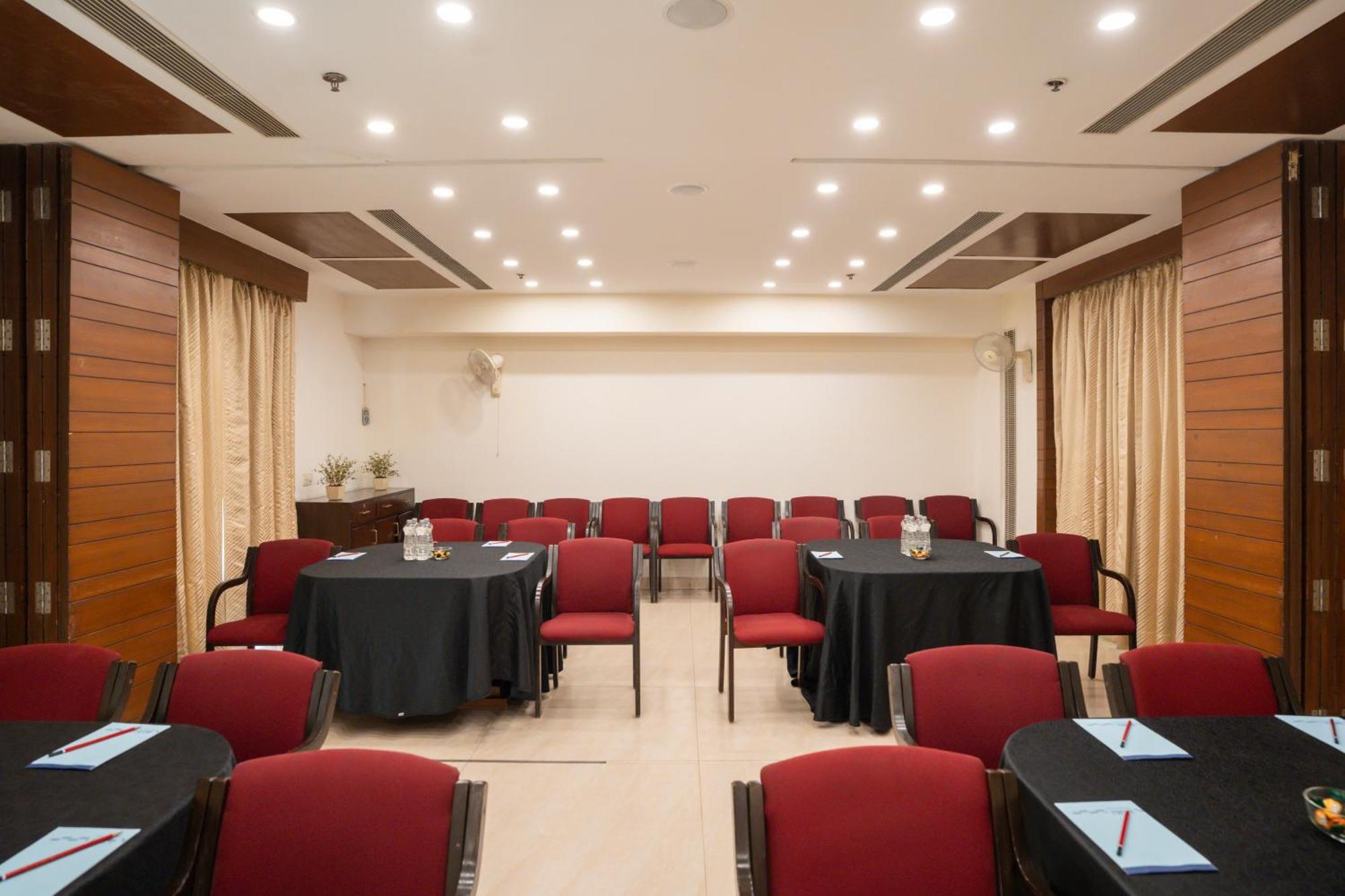 Ahuja Residency Cyber City II Gurgaon Zewnętrze zdjęcie